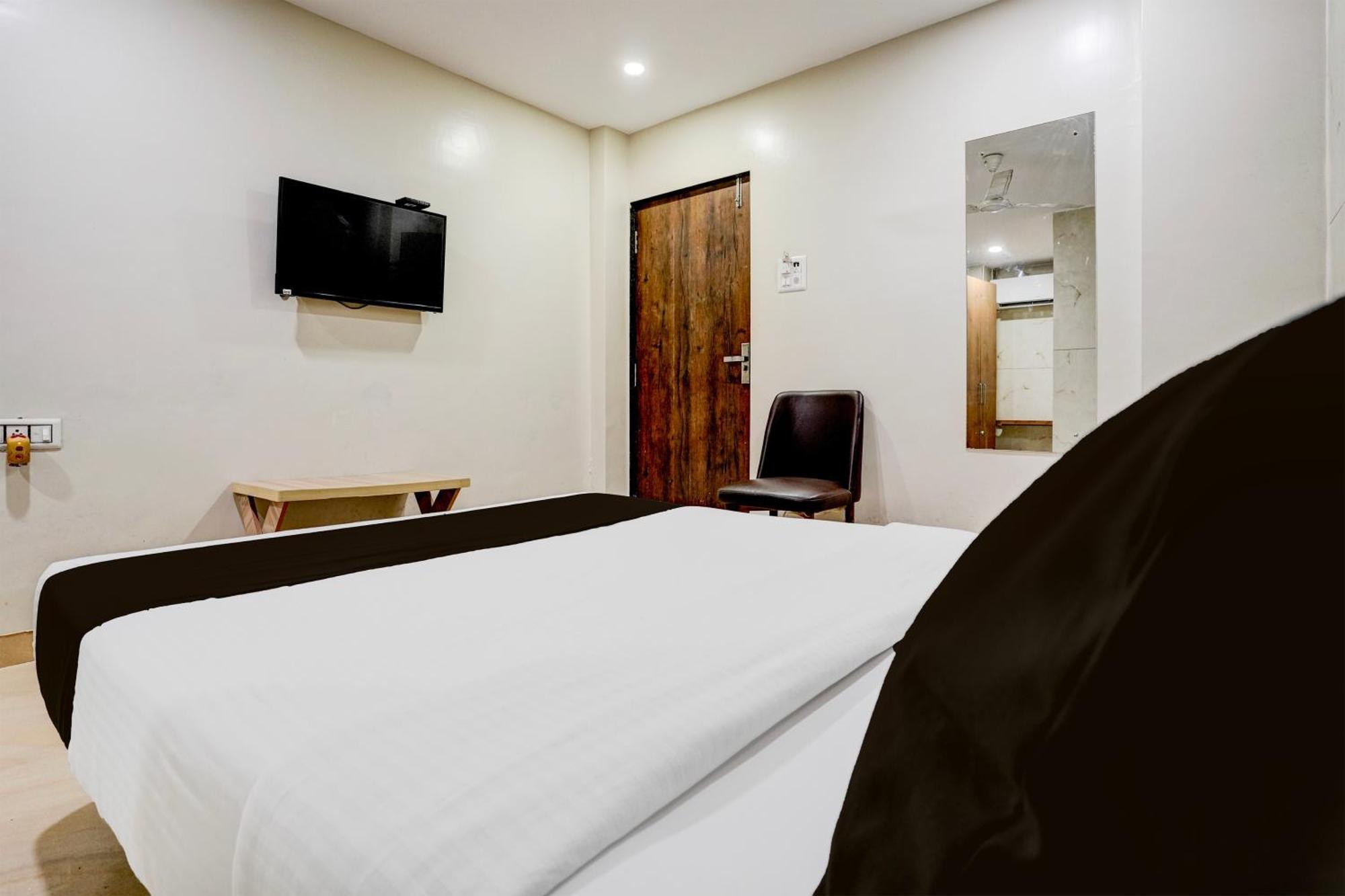 Super Collection O Ulife Hotel Mumbai Exterior photo