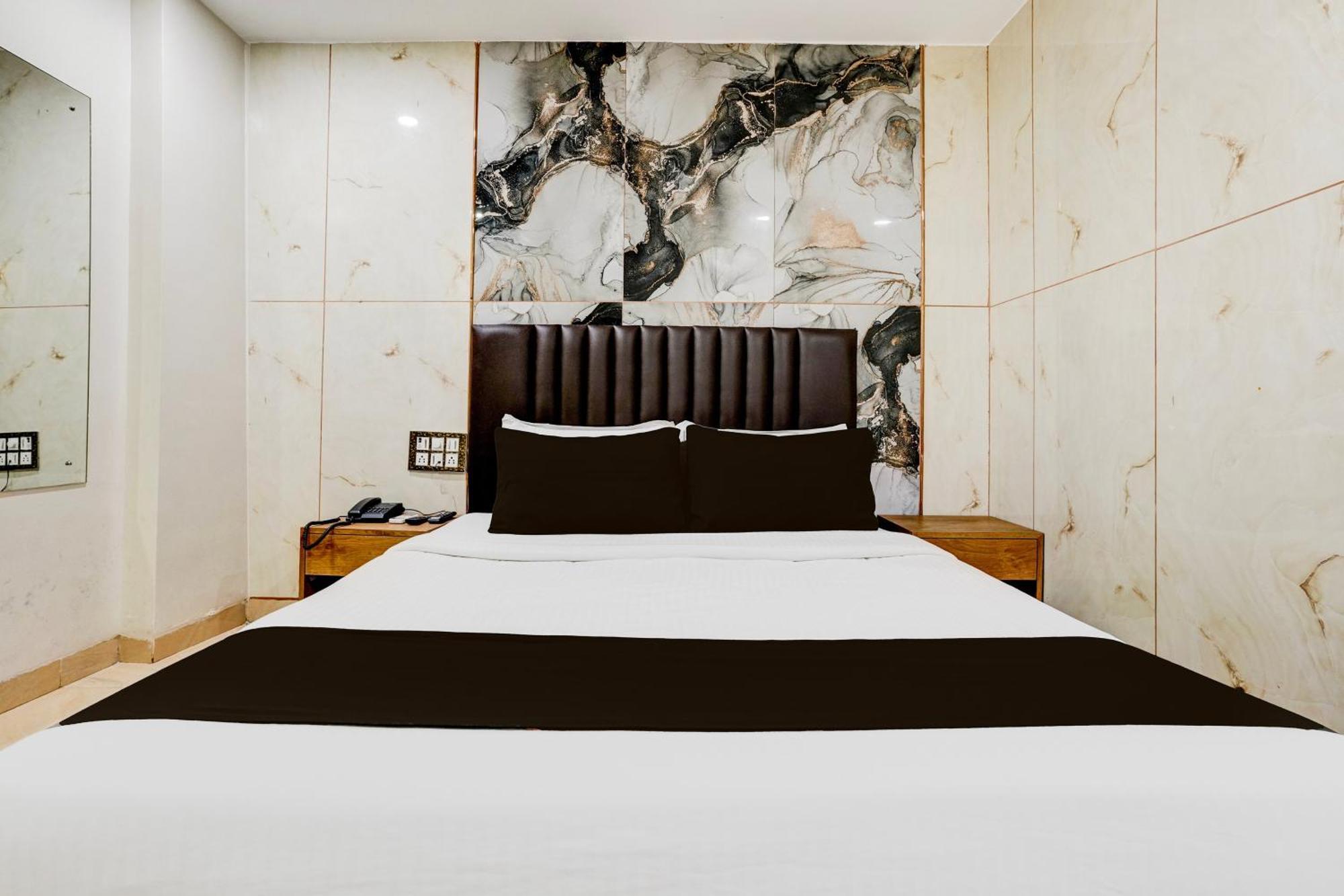 Super Collection O Ulife Hotel Mumbai Exterior photo